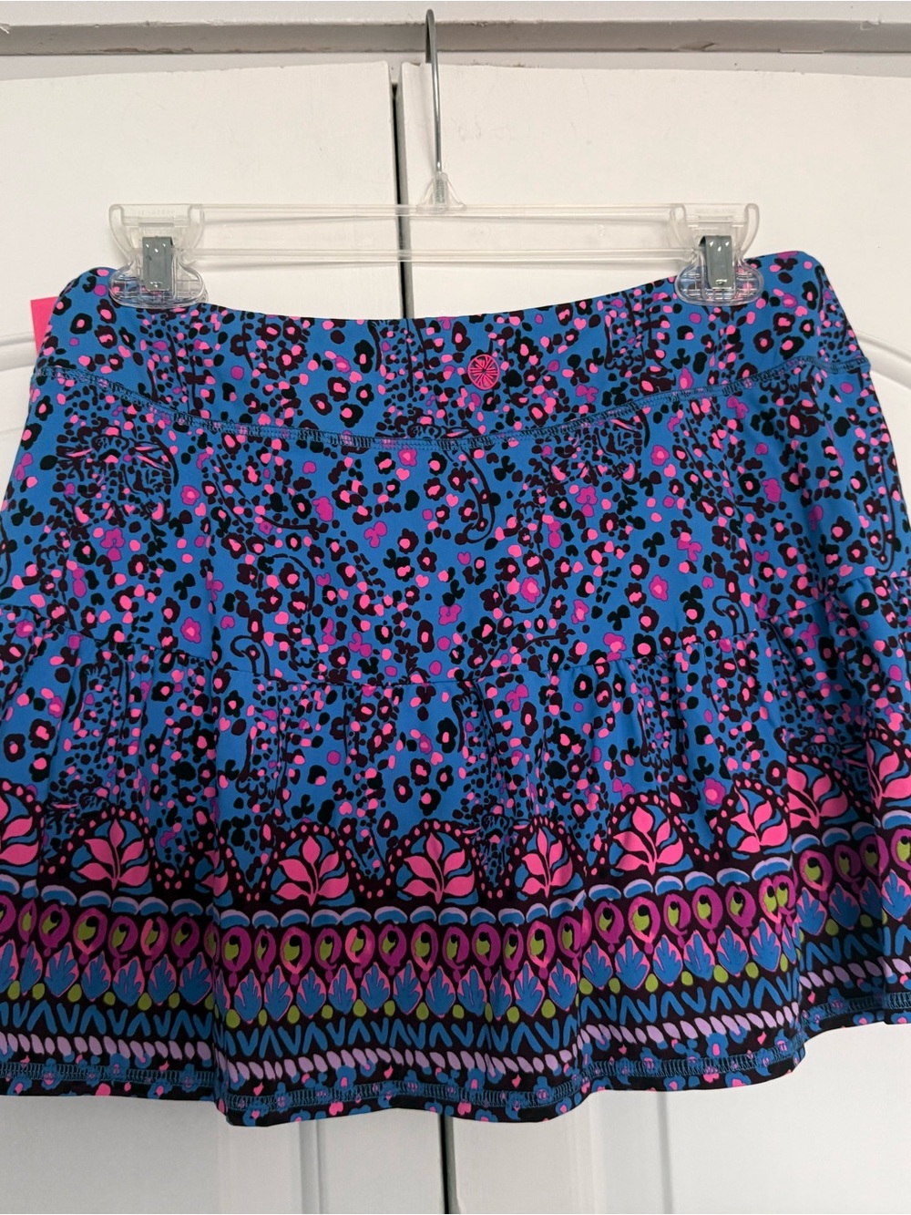 NWT Lilly Pulitzer Luxletic Gardenia Skort Growl And Prowl Engineered Medium - Picture 3 of 5